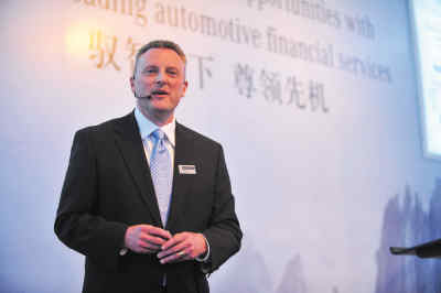 奔驰开启新阶段“金融大战”