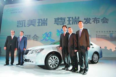 凯美瑞·尊瑞：混合动力普及风暴来袭