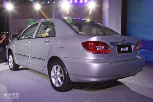 外观内饰均升级 改款花冠EX将10月推出