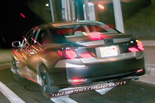 全新前脸设计 第九代雅阁混动版谍照曝光