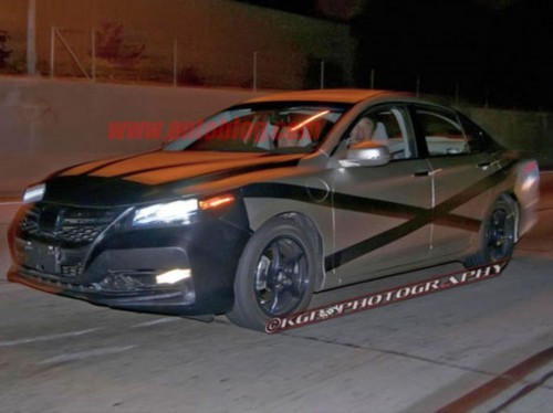 全新前脸设计 第九代雅阁混动版谍照曝光