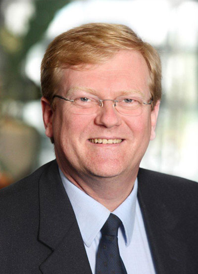 Stefan Hartung博士