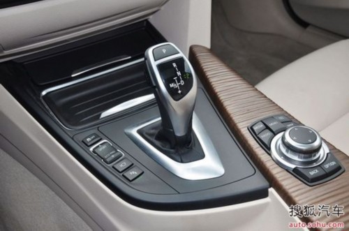 德系三强中型车PK 宝马3/奥迪A4L和奔驰C