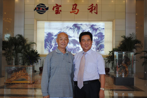 百奇走进宝马利（左：零部件专家陈光祖、宝马利董事长陈基镛）