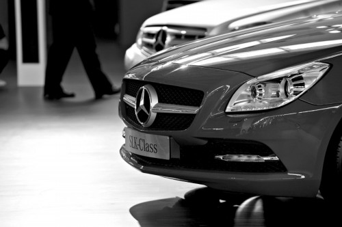 利星行联手庞大强化控制力 奔驰扩张博弈渠道整合