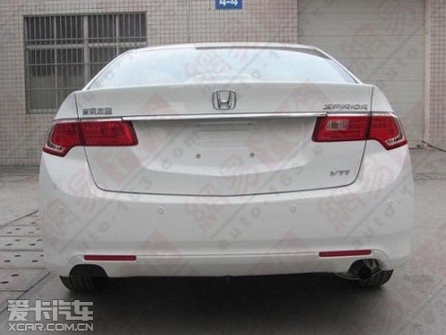 新增2.0L车型 东本新款思铂睿谍照曝光