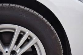 德系三强中型车PK 宝马3/奥迪A4L和奔驰C