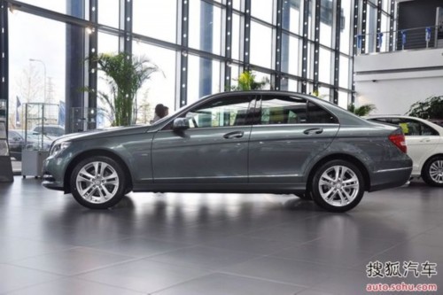 德系三强中型车PK 宝马3/奥迪A4L和奔驰C
