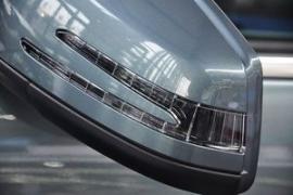 德系三强中型车PK 宝马3/奥迪A4L和奔驰C