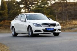 德系三强中型车PK 宝马3/奥迪A4L和奔驰C
